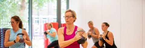 Photo of kettle bell aerobics class - Ravelin Activities