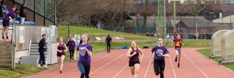 Varsity March 2022 women's running