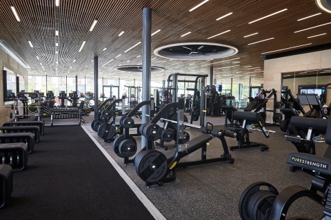 Long shot of weights section in fitness suite
Ravelin Internal Photos