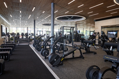 Long shot of weights section in fitness suite
Ravelin Internal Photos