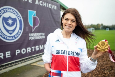 Lauren Steadman with medal